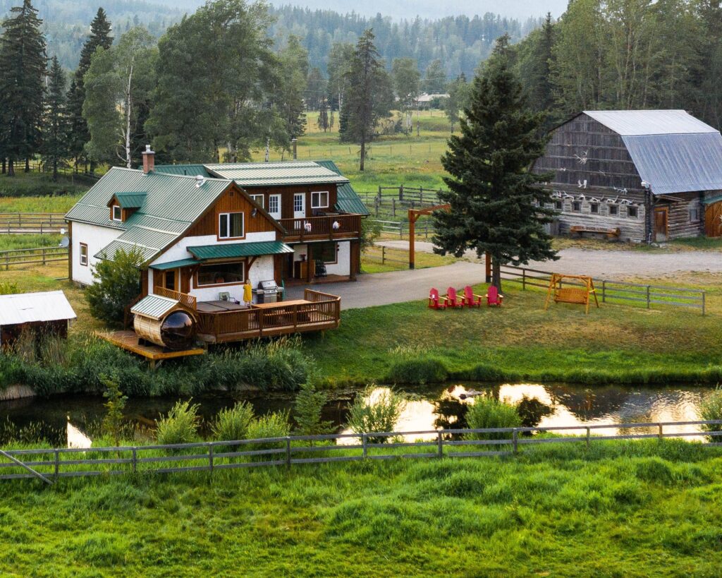 Elk River Lodge in Fernie, BC recommended by Elk River Guiding Company. 